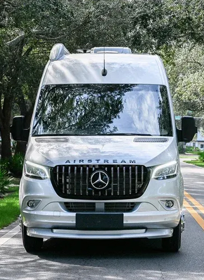2014 Mercedes Interstate Airstream